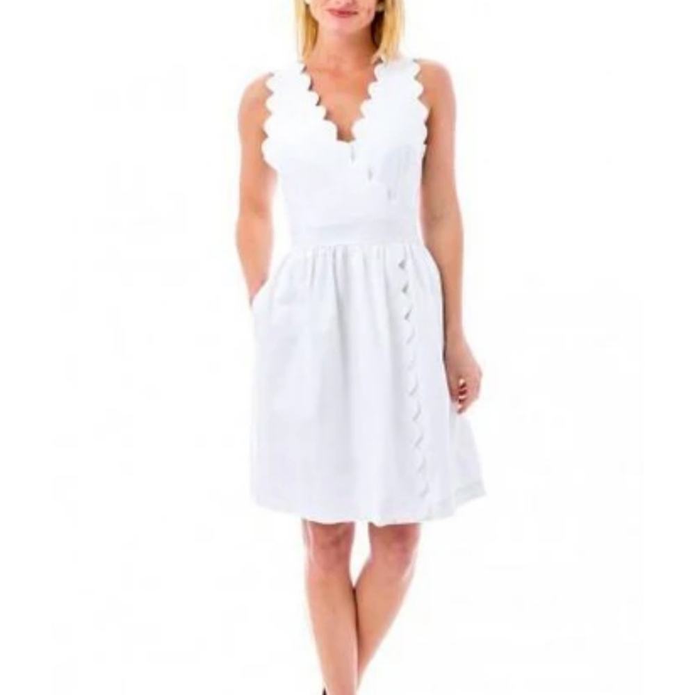 Elizabeth McKay Elegant White‎ Scalloped Harbour  Dress
